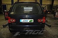 Foto z montáže LPG - VW Sharan 2,8