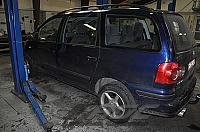 Foto z montáže LPG - VW Sharan 2,8